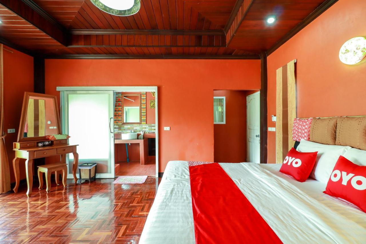 Oyo 416 Golden Nakara Resort Maesai Meszaj Kültér fotó