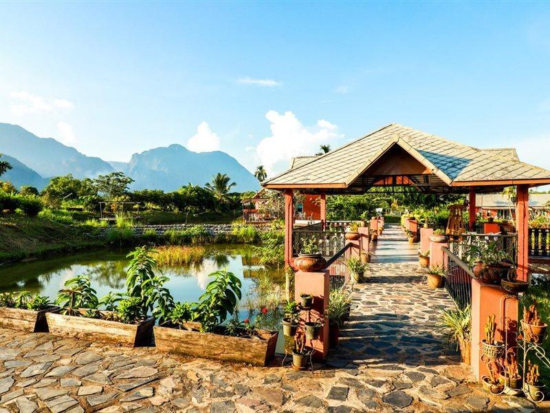 Oyo 416 Golden Nakara Resort Maesai Meszaj Kültér fotó