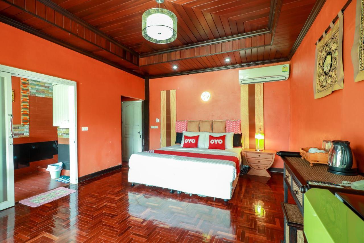 Oyo 416 Golden Nakara Resort Maesai Meszaj Kültér fotó